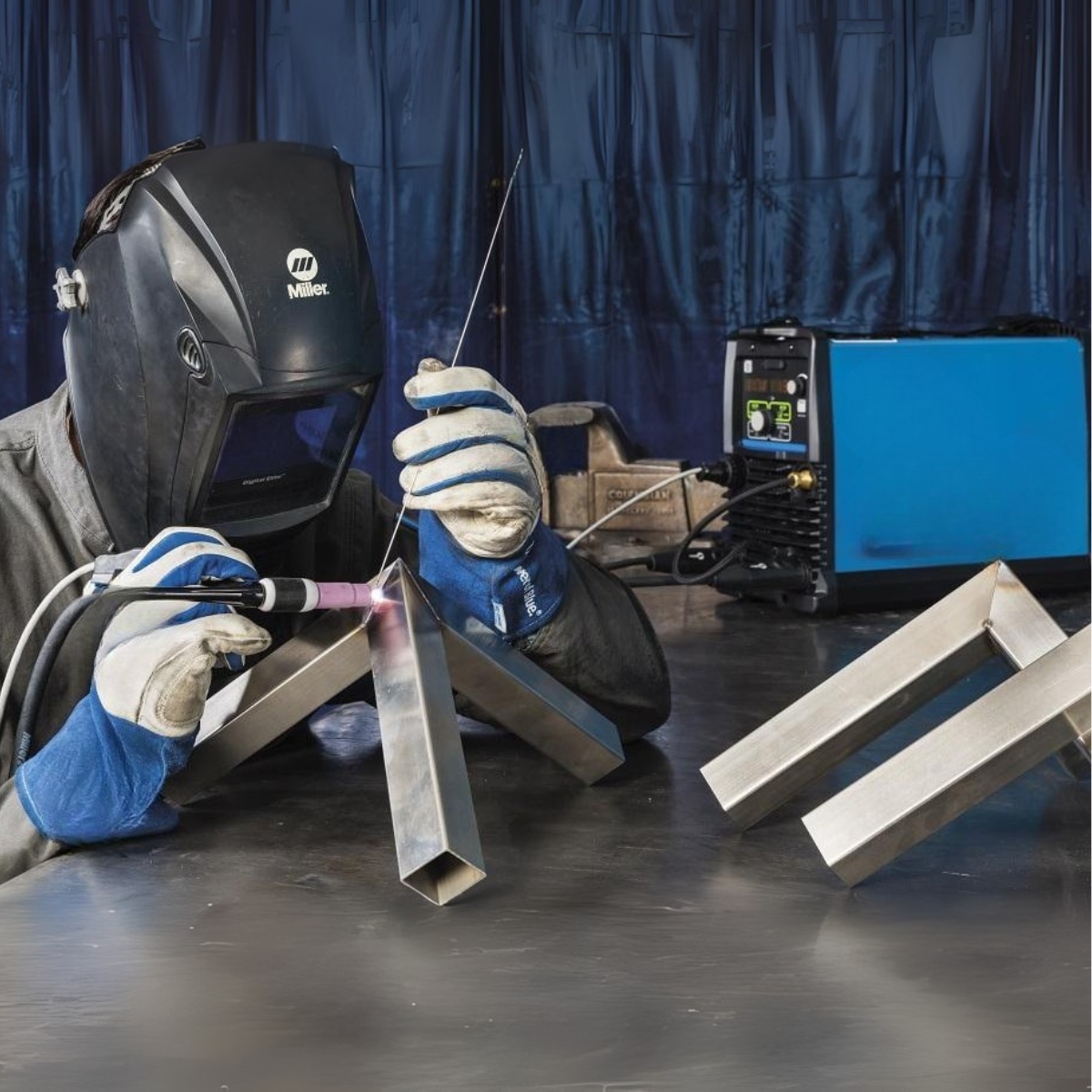 Demo svařování WeldMaster Pro