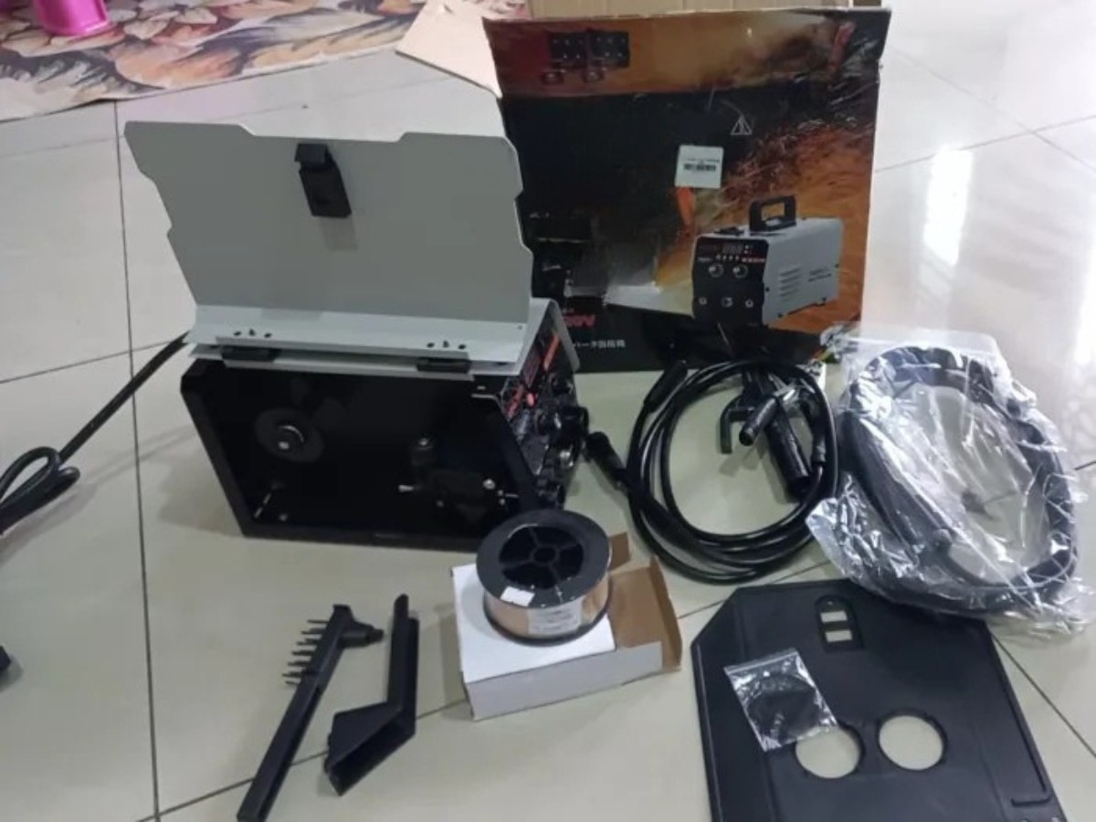 WeldMaster Pro v akci - oprava brány na statku